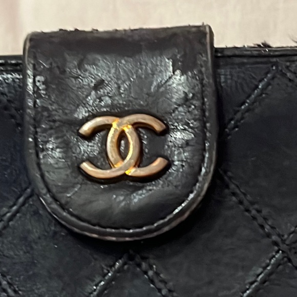 SOLD Authentic WOC Large Timeless Wild Stitch Chanel Leather Wallet Snap Closure - Picture 4 of 12